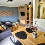 Valere Mountain Apartment *