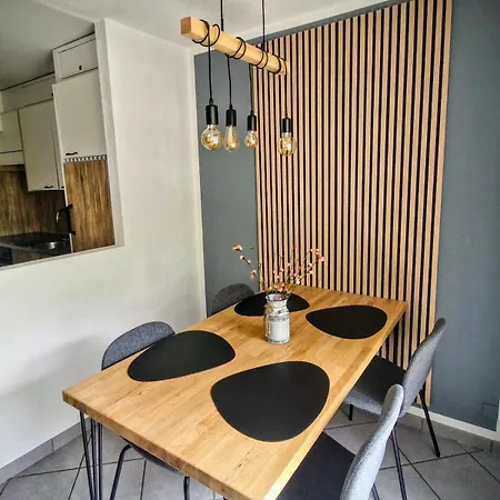 Valere Mountain Apartment *